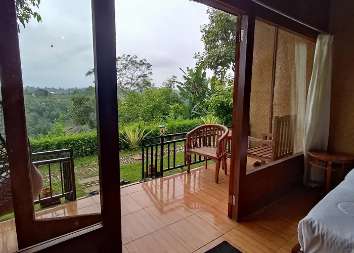Gajah Mas Hotel 3*